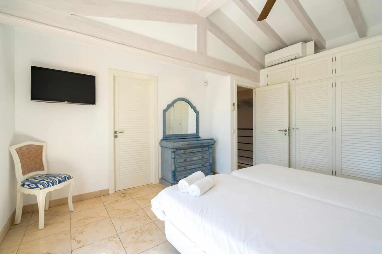 Villa Finca Canyamel Golf And Beach Capdepera  İspanya